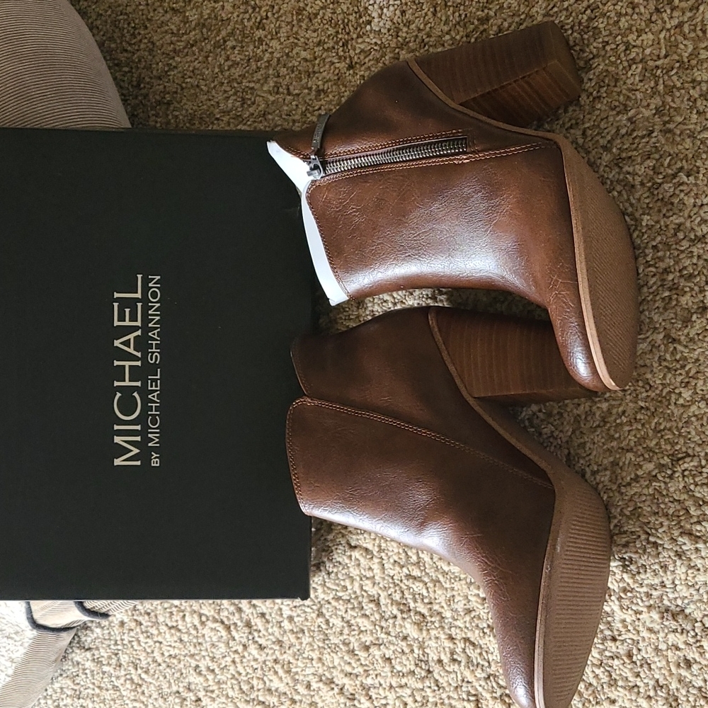 Michael Shannon boots